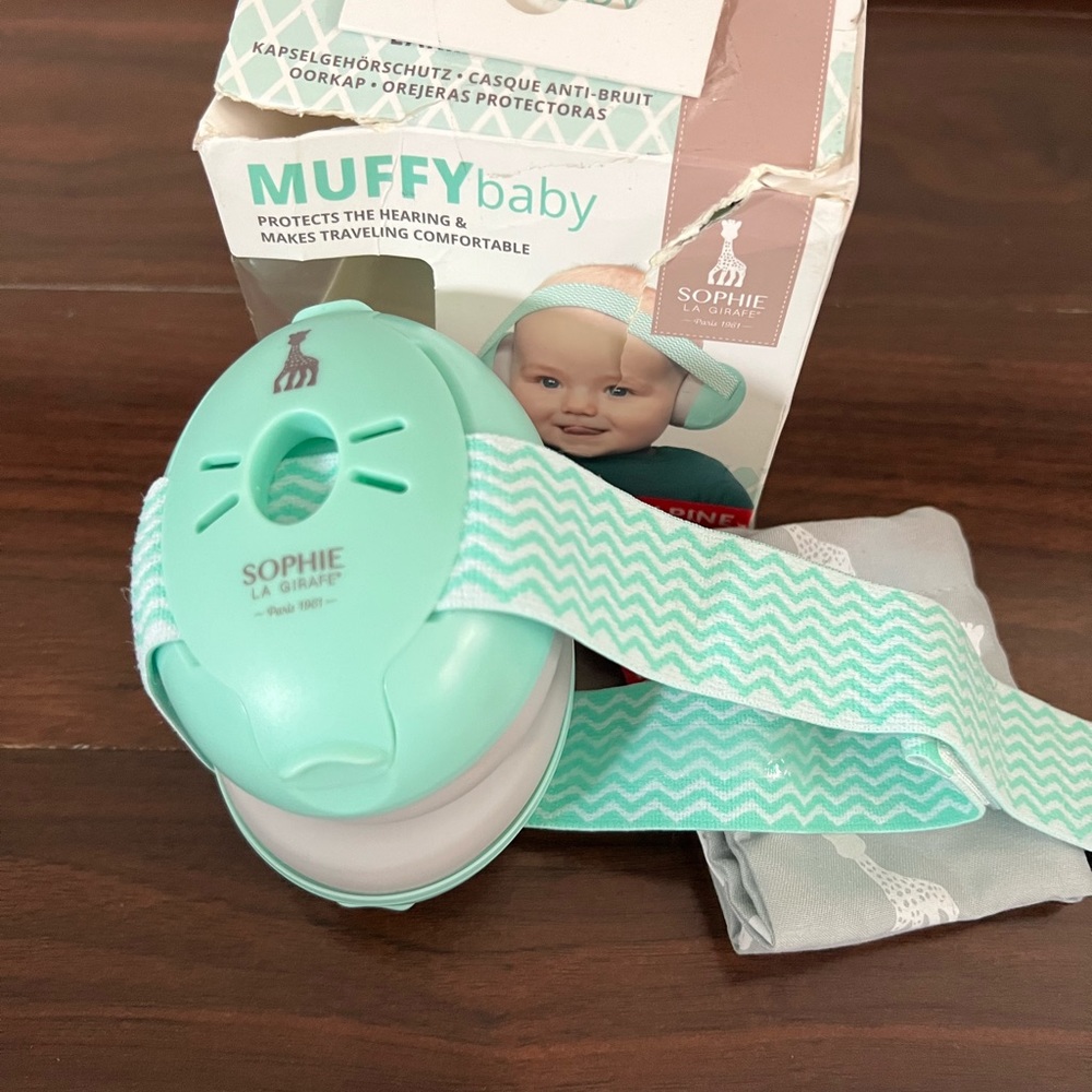 ALPINE MUFFY BABY EARMUFF (3m+) WITH FREE TRAVEL BAG. - Picture 3 of 3